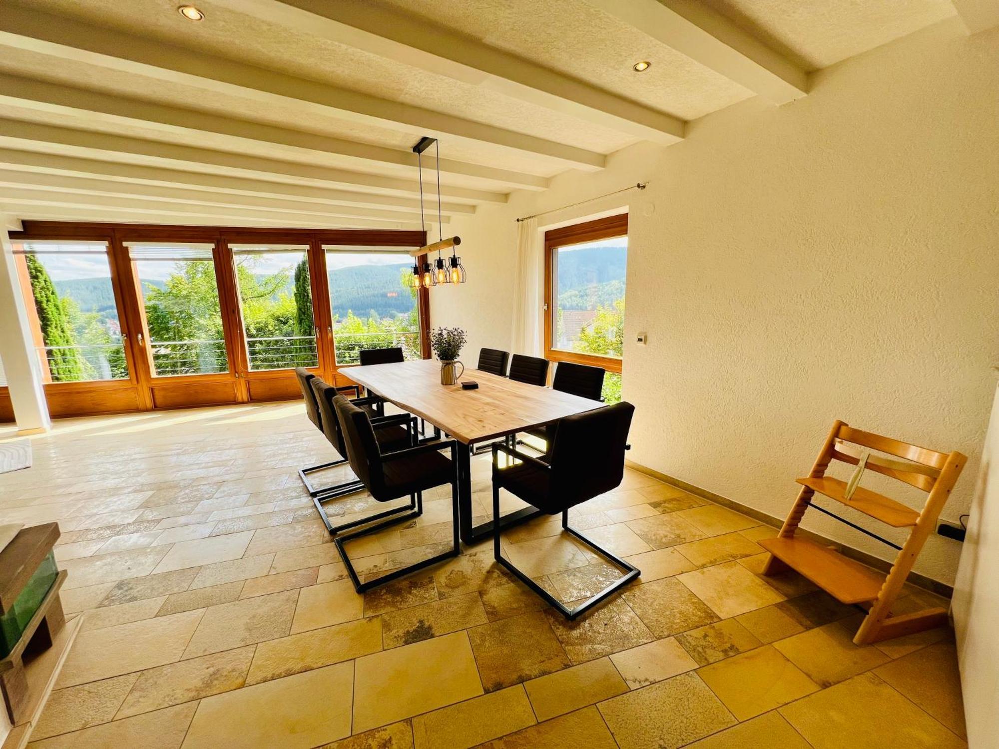 Apartment Panoramablick Mit Privatparkplatz, 2 Balkone Und 1,5 Baeder Titisee-Neustadt