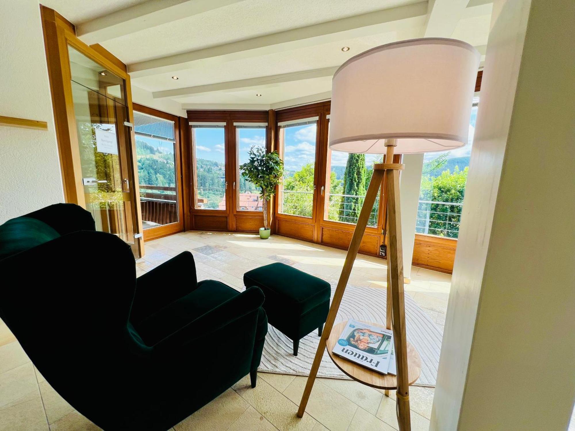 Apartment Panoramablick Mit Privatparkplatz, 2 Balkone Und 1,5 Baeder Titisee-Neustadt